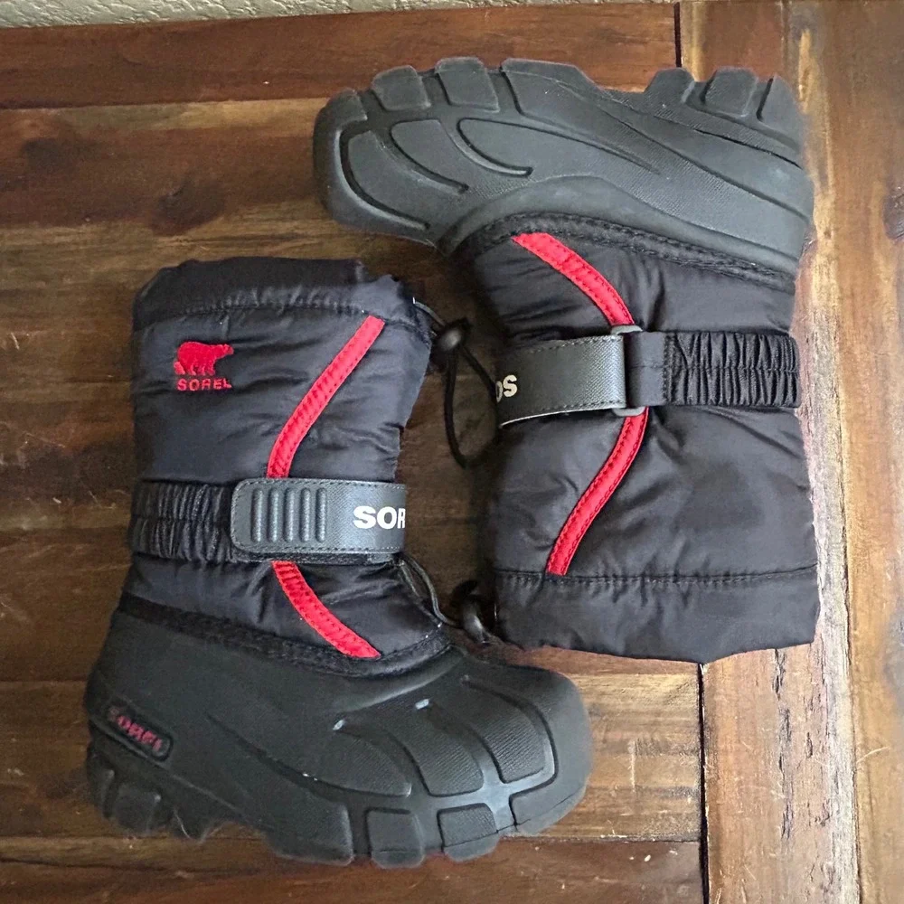 Sorel Toddler Boys Snow Boots Size 9 Waterproof Insulated Removable Liners